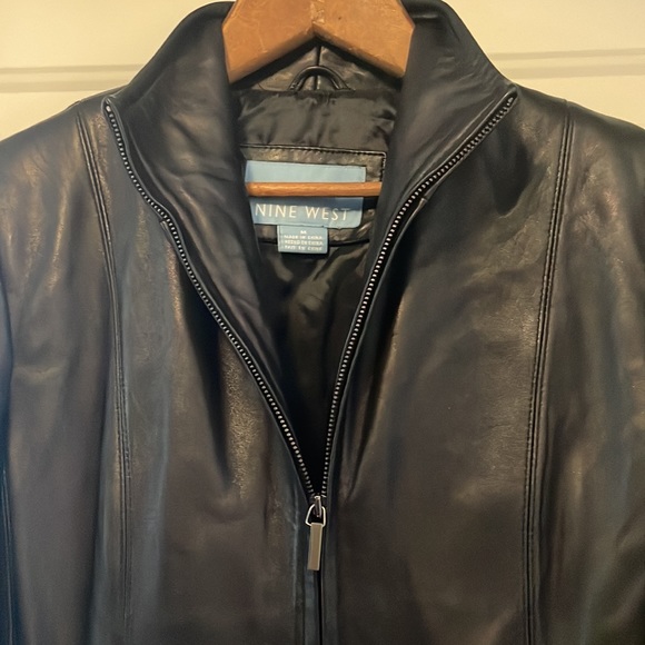 Nine West Black Leather Jacket Size M in Excellent Condition - Picture 3 of 6